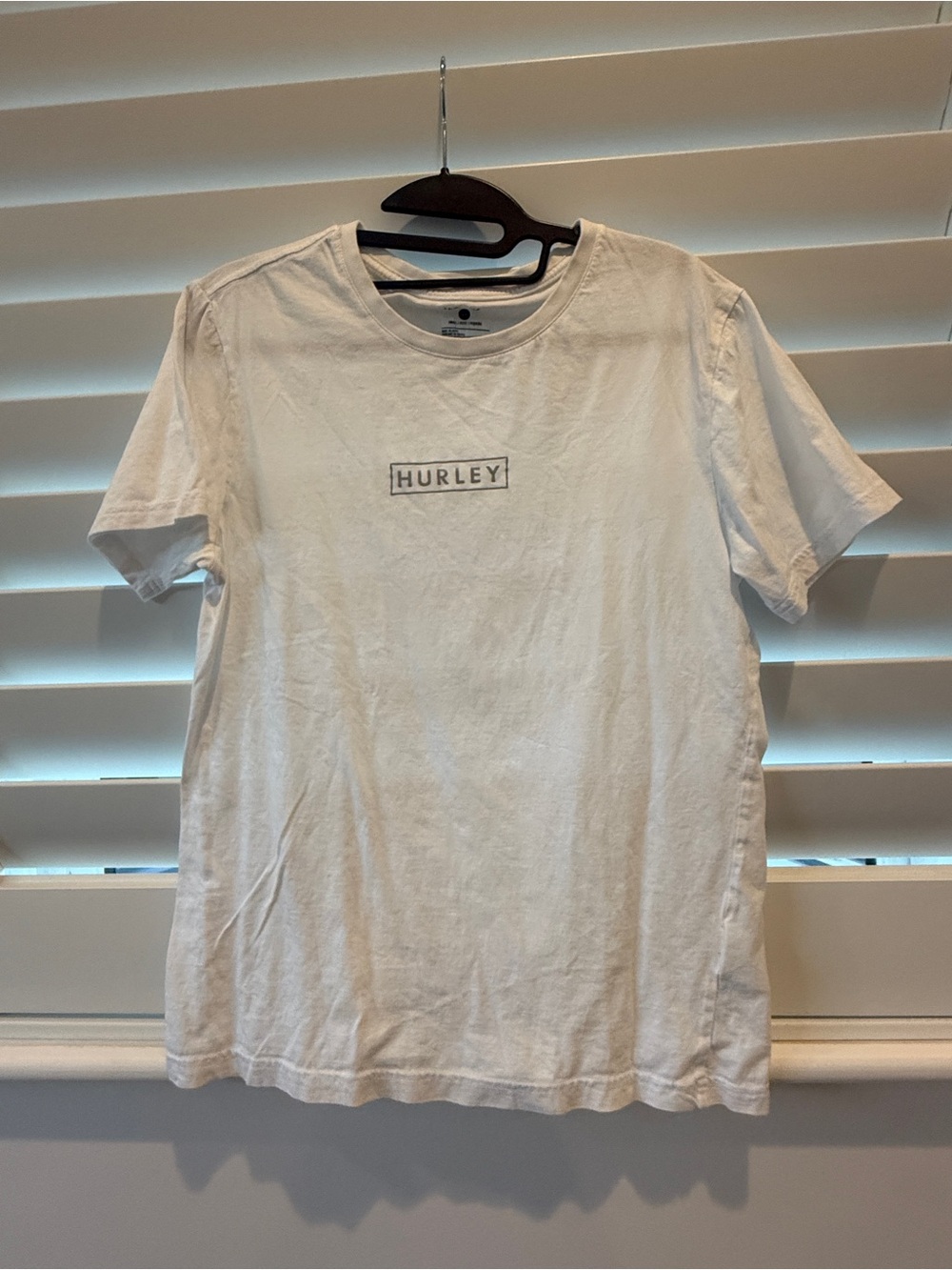 Adult Small Hurley Men’s White Logo Tee
